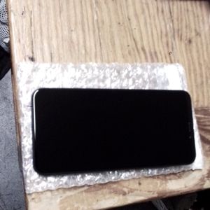 Blu smartphone, model view 3